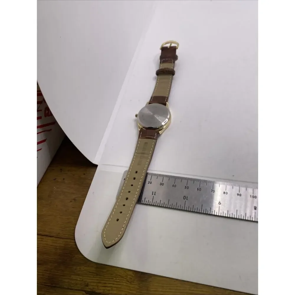 Unisex Brown Gold Watch New Battery